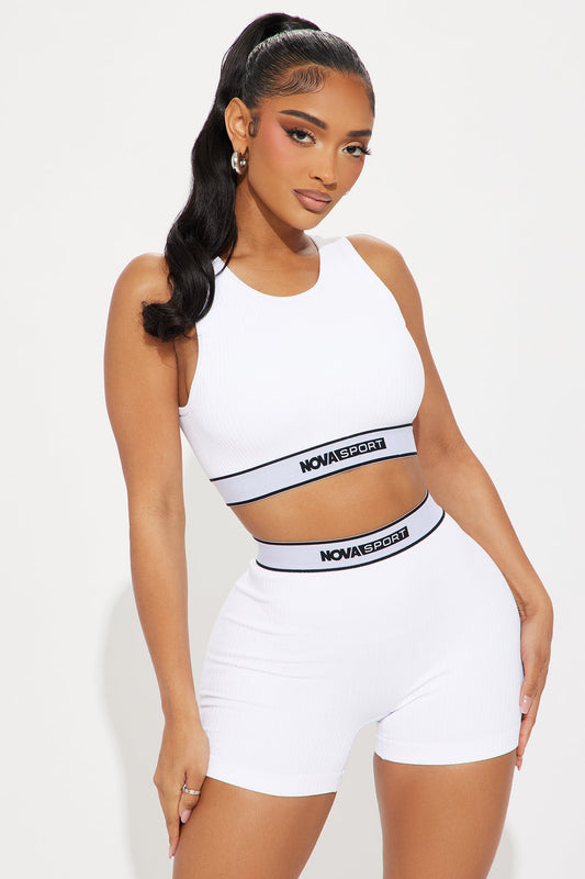 https://cdn.shopify.com/s/files/1/0293/9277/files/02-11-25_S6_68_ZDNVSP1659SET_White_RA_PC_14-41-26_65833_PXF.jpg?v=1739404304