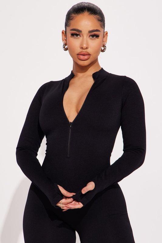 https://cdn.shopify.com/s/files/1/0293/9277/products/02-13-23Studio1_DD_IM_14-07-13_42_JP4549_Black_19208_JB.jpg?v=1677003410