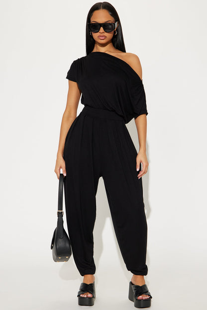 https://cdn.shopify.com/s/files/1/0293/9277/files/02-15-25_S3_33_NAB30859_Black_KS_PC_11-07-15_3926_PXF.jpg?v=1739838925