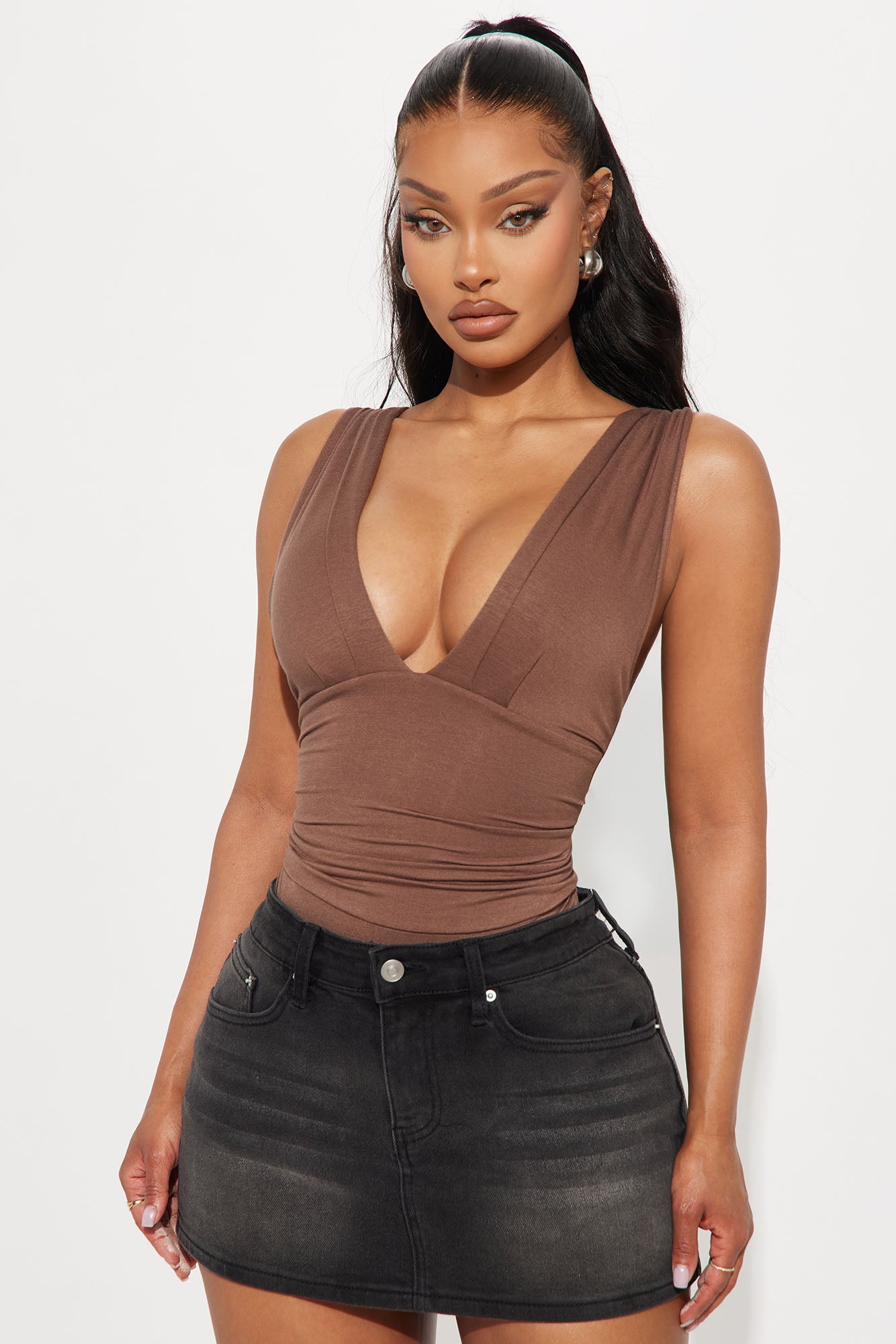 https://cdn.shopify.com/s/files/1/0293/9277/files/02-17-25_S2_9_37950_Chocolate_CXB_AA_11-05-51_2583_CM.jpg?v=1739923221