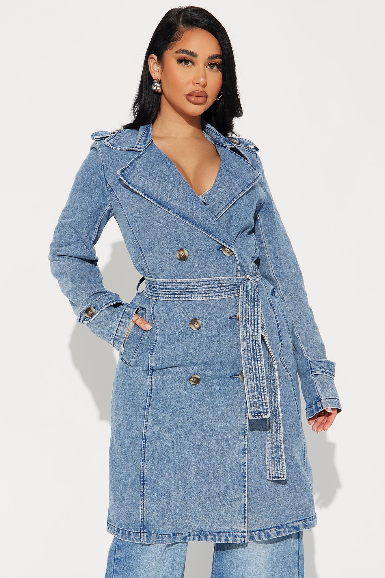 https://cdn.shopify.com/s/files/1/0293/9277/files/02-20-24_S1_1_14993_MediumBlueWash_P_RA_AP_09-54-43_24462_RB.jpg?v=1708624854