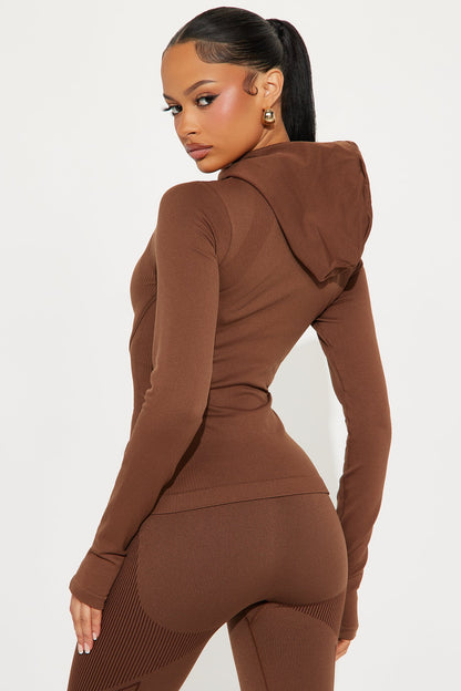 https://cdn.shopify.com/s/files/1/0293/9277/files/02-24-25_S5_28_TP80079_Mocha_AE_AC_11-51-56_6122_PXF.jpg?v=1740610898