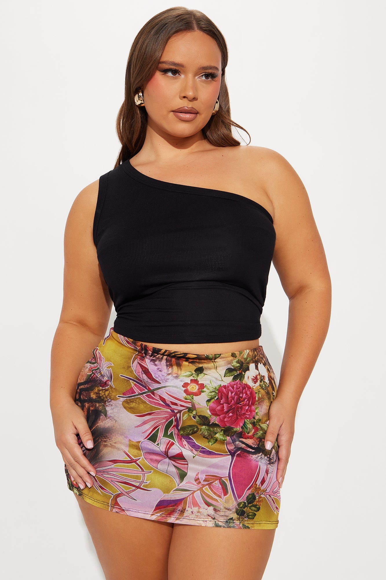 https://cdn.shopify.com/s/files/1/0293/9277/files/02-24-28_S2_13_S5743_Black_JG_RL_10-53-09_PLUS_7464_PXF.jpg?v=1741712077