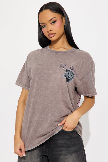 https://cdn.shopify.com/s/files/1/0293/9277/files/03-01-25_S8_12_D3P016AJRFSFN_Charcoal_CXB_PC_10-08-31_53295_PXF.jpg?v=1741128354