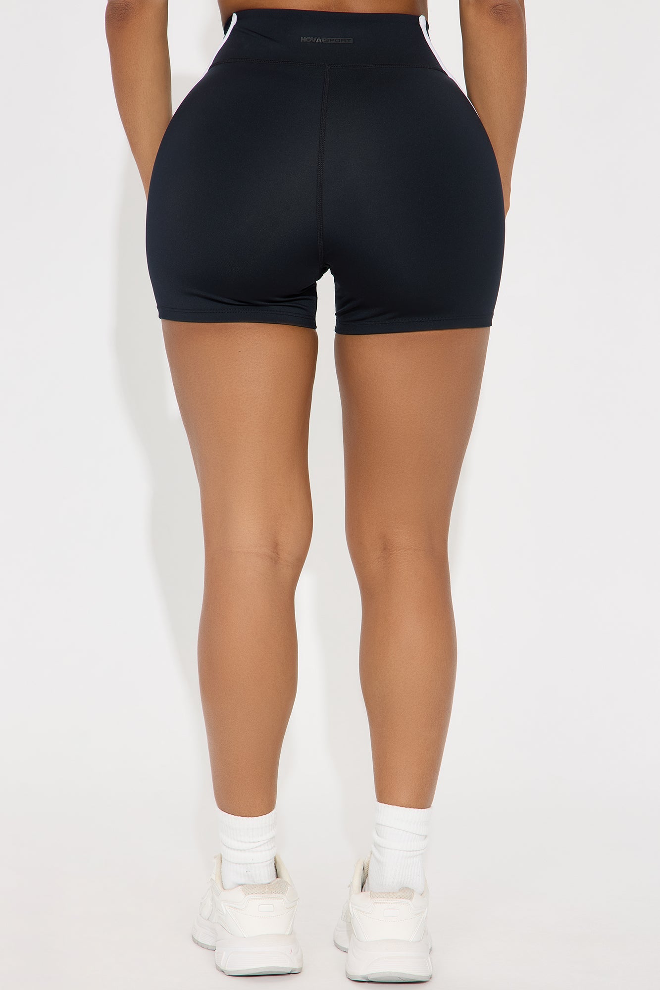 https://cdn.shopify.com/s/files/1/0293/9277/files/03-06-25_S9_58_ZDNVSP1622_Black_ZSR_RK_IM_15-10-09_55714_PXF.jpg?v=1741381096