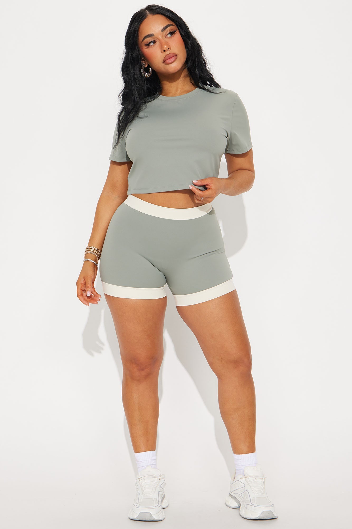 https://cdn.shopify.com/s/files/1/0293/9277/files/03-07-25_S4_26_EGAWPL407LW202_Sage_ZSR_KJ_IM_12-00-36_32683_BH.jpg?v=1741392574