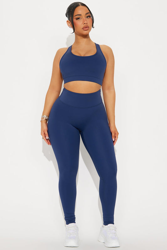 https://cdn.shopify.com/s/files/1/0293/9277/files/03-13-25_S4_46_24GWF127B_MidnightBlue_KJ_SS_14-08-10_3635_PXF.jpg?v=1741995511