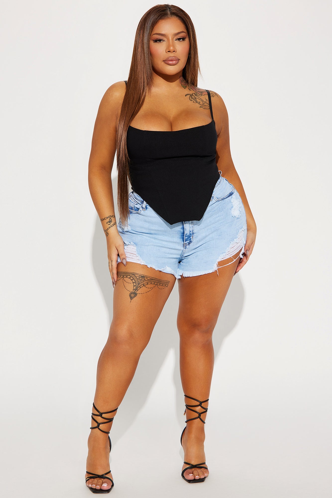 https://cdn.shopify.com/s/files/1/0293/9277/products/03-18-23Studio4_DD_AC_09-56-00_7_IT10768_Black_P_1823_PLUS_PXF.jpg?v=1679597326
