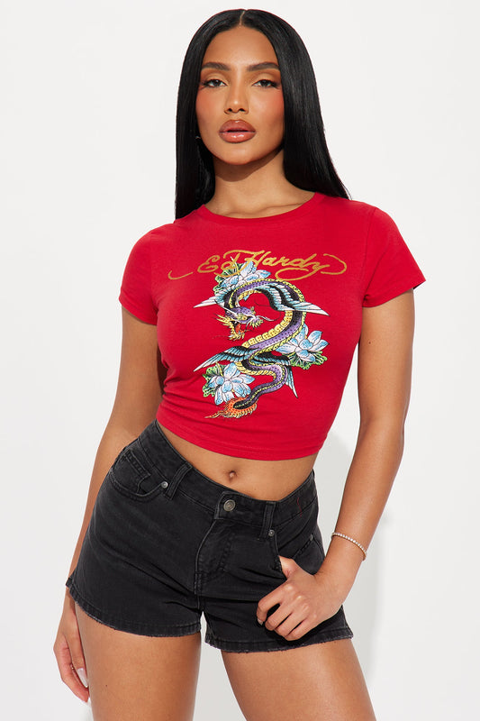 https://cdn.shopify.com/s/files/1/0293/9277/files/03-18-25_S2_45_EHW1104128RS_Red_KF_RA_13-22-39_13888_PXF.jpg?v=1743114310