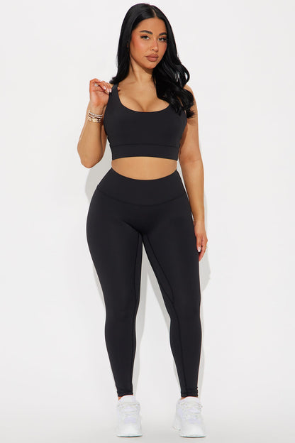 https://cdn.shopify.com/s/files/1/0293/9277/files/03-20-25_S2_40_ZDMK925L13B_Black_RK_AC_14-35-47_14803_PXF.jpg?v=1744390324