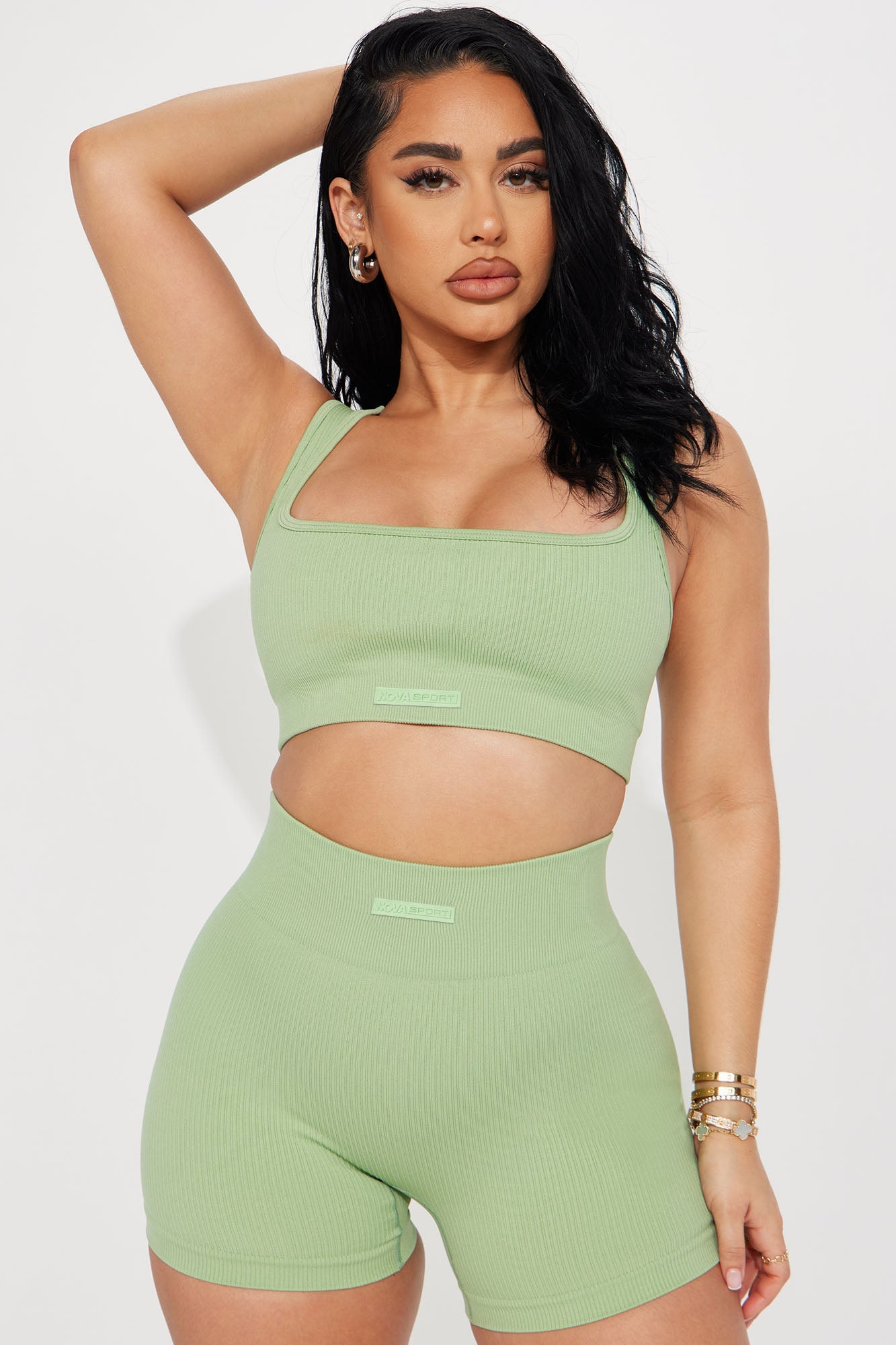 https://cdn.shopify.com/s/files/1/0293/9277/files/03-25-23Studio1_TH_A_09-30-02_6_ZDNSFIGT5_Sage_22192_CM_SG.jpg?v=1719520392