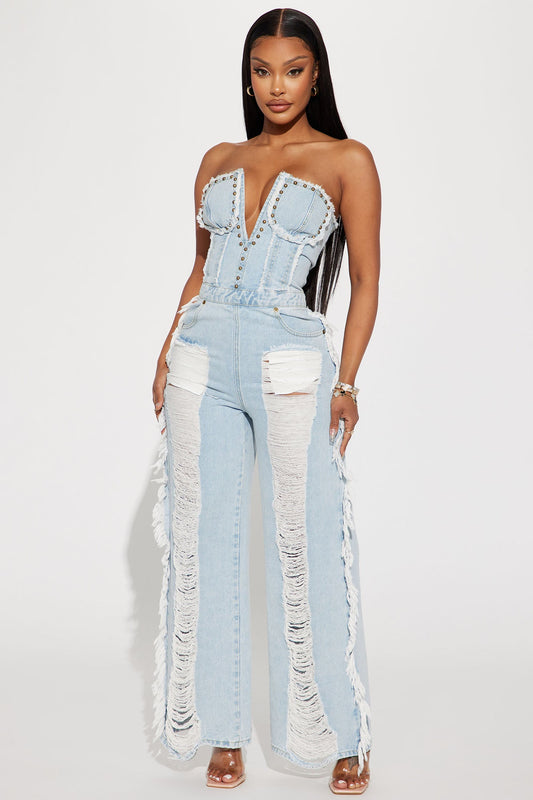 https://cdn.shopify.com/s/files/1/0293/9277/products/03-27-23Studio2_KJ_RL_15-39-31_34_FNJ11920_Denim_11433_JB.jpg?v=1680125684