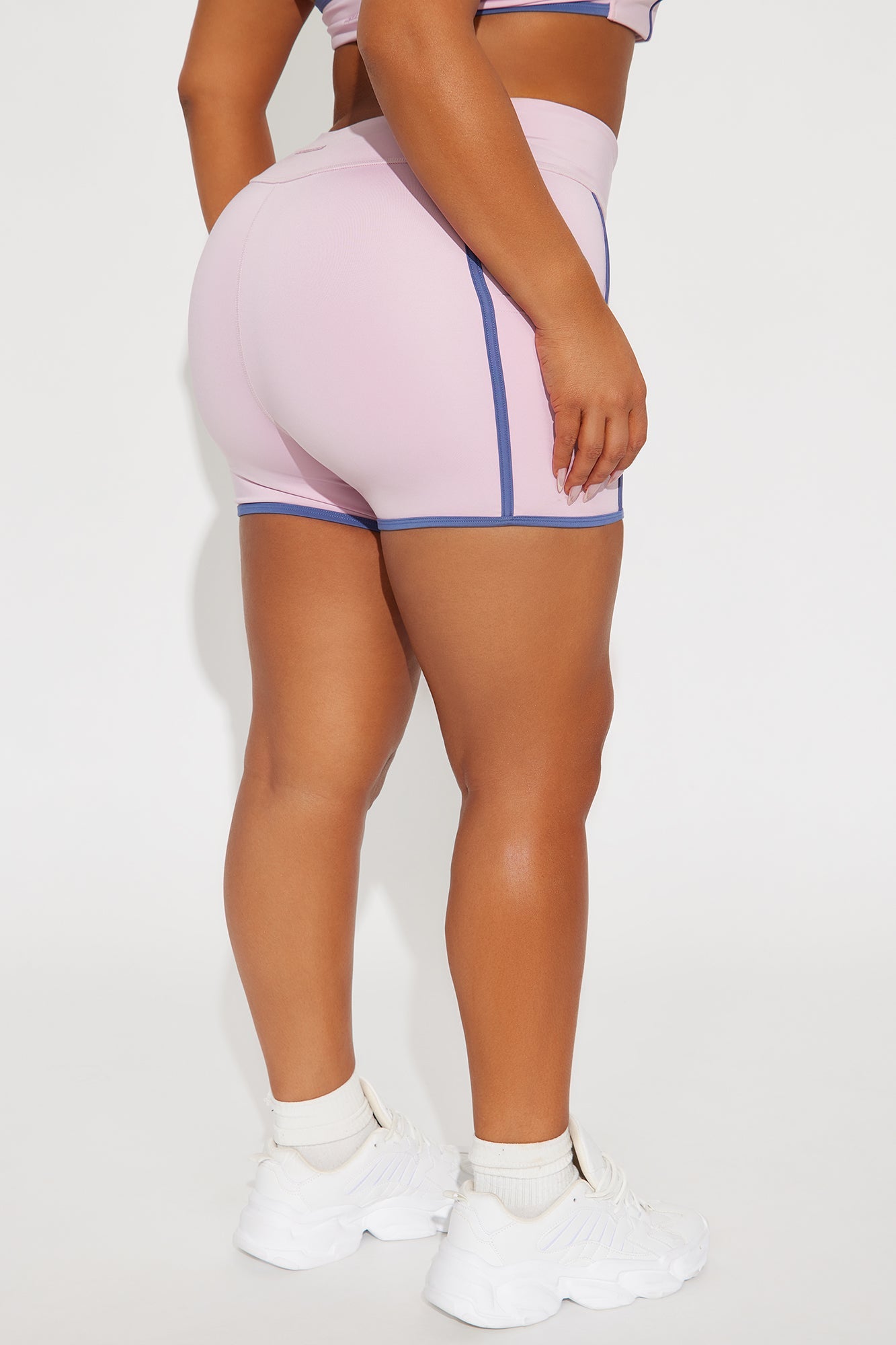 https://cdn.shopify.com/s/files/1/0293/9277/files/03-28-25_S4_11_ZDNVSP1693_Pink_AE_PC_11-14-28_5095_PXF_PLUS.jpg?v=1743543688