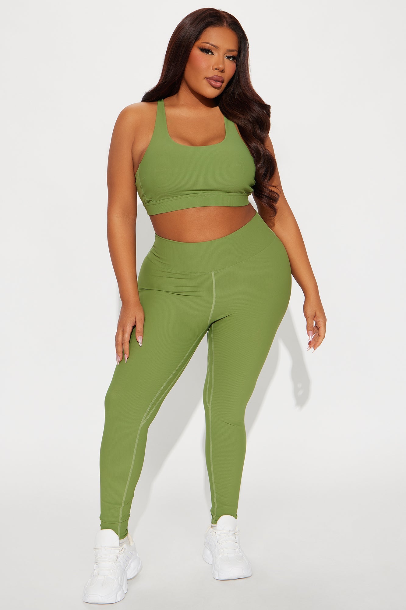 https://cdn.shopify.com/s/files/1/0293/9277/files/03-28-25_S4_1_ZDMK925L35SET_Olive_JG_MC_10-36-14_PLUS_6559_PXF.jpg?v=1743540327