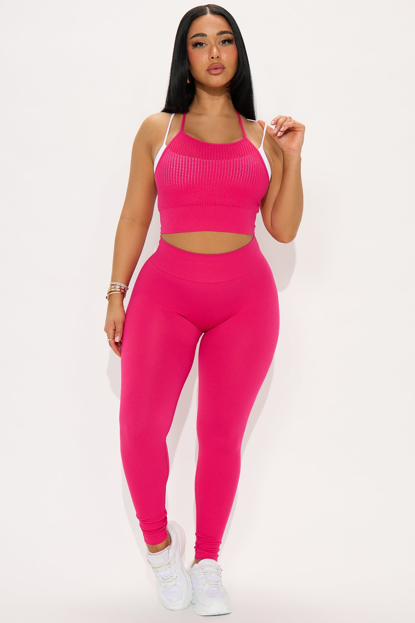 https://cdn.shopify.com/s/files/1/0293/9277/files/04-01-25_S1_37_ZDDE09045SET_Fuchsiacombo_TK_JS_13-35-30_7612_PXF.jpg?v=1743961742