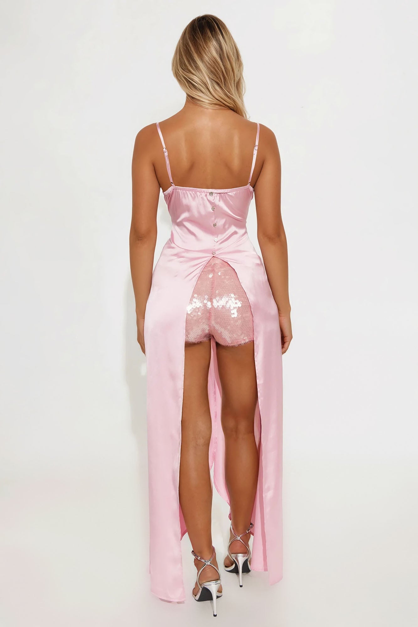 https://cdn.shopify.com/s/files/1/0293/9277/files/04-10-25_S5_62_ZDPDSFN1534_Pink_JG_AP_14-59-42_8753_ES-Vita_BH.jpg?v=1745441992