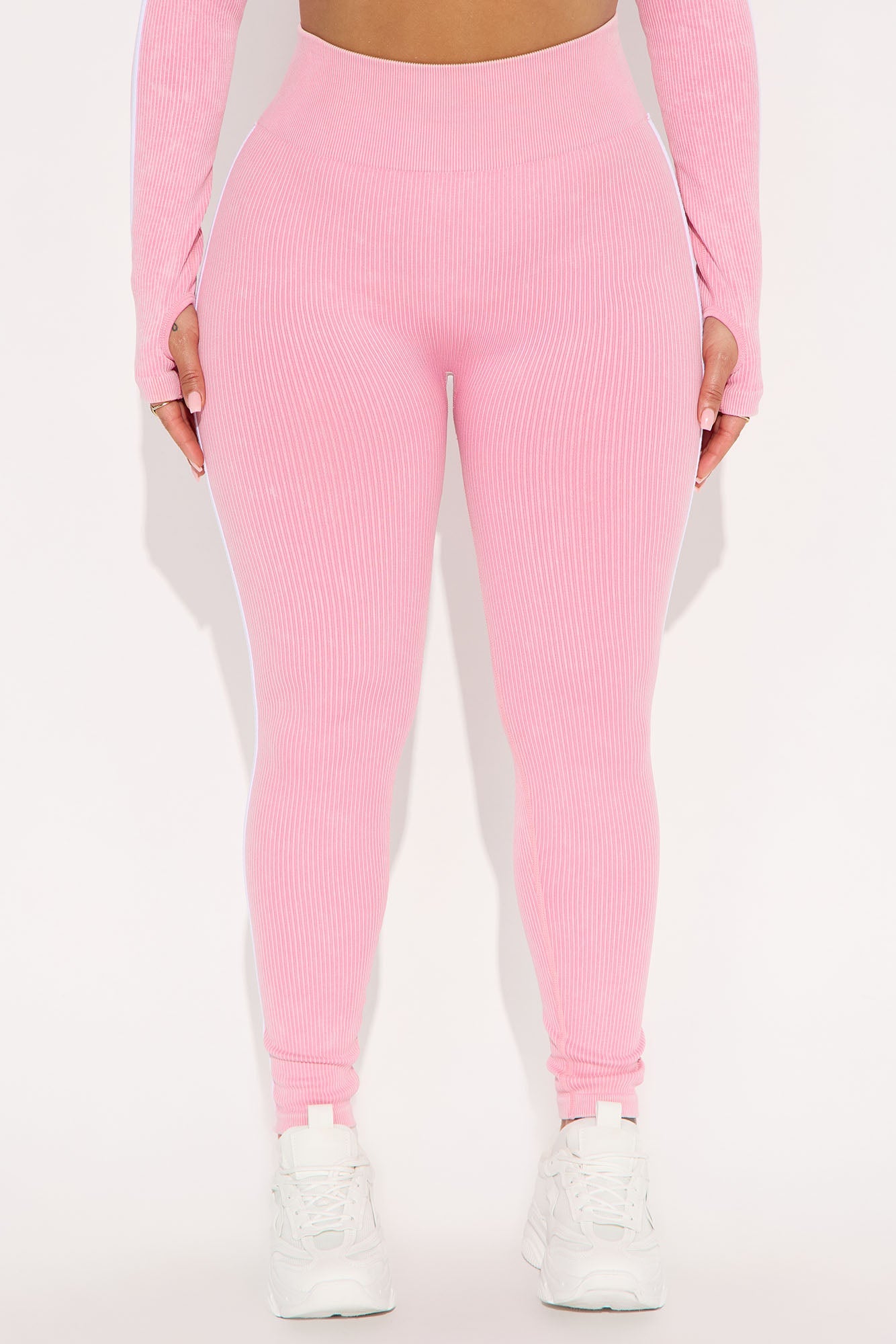 https://cdn.shopify.com/s/files/1/0293/9277/files/04-15-25_S1_3_ZDNVSP1300B_BubblegumPink_ZSR_KJ_AC_10-27-16_4564_BH.jpg?v=1744756511