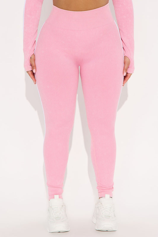 https://cdn.shopify.com/s/files/1/0293/9277/files/04-15-25_S1_3_ZDNVSP1300B_BubblegumPink_ZSR_KJ_AC_10-27-16_4564_BH.jpg?v=1744756511