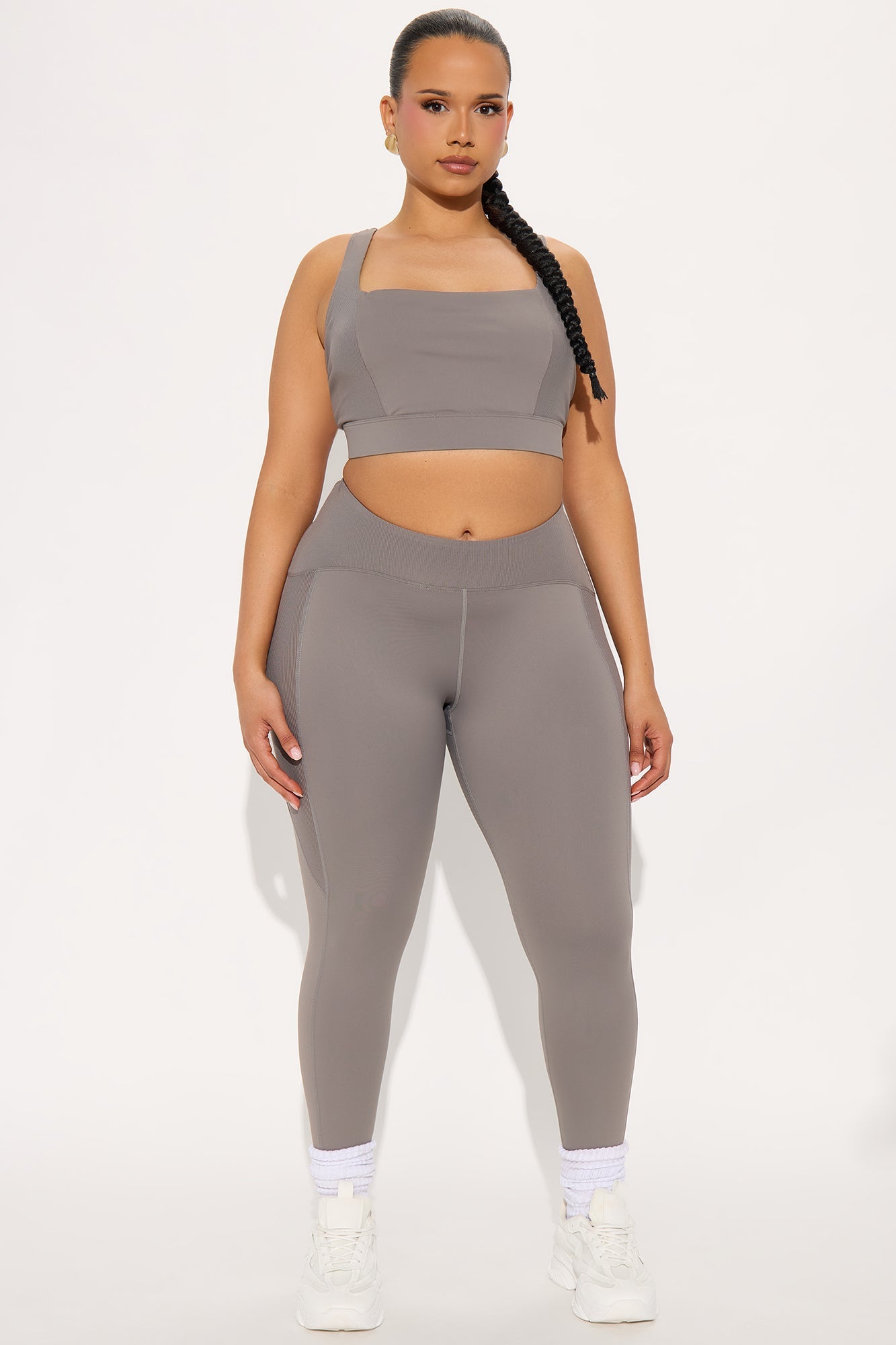 https://cdn.shopify.com/s/files/1/0293/9277/files/04-15-25_S8_39_ZDMK925L30B_Charcoal_KP_JS_11-57-21_7667_PLUS_PXF.jpg?v=1745446454