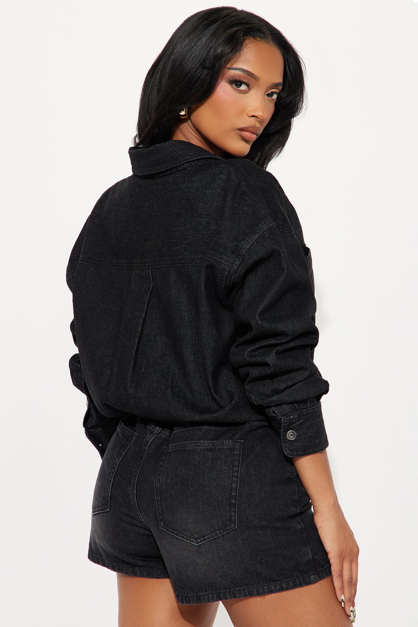 https://cdn.shopify.com/s/files/1/0293/9277/files/04-17-25_S5_42_BFN7097TJ_Black_TK_SS_14-41-12_12758_PXF.jpg?v=1745271990