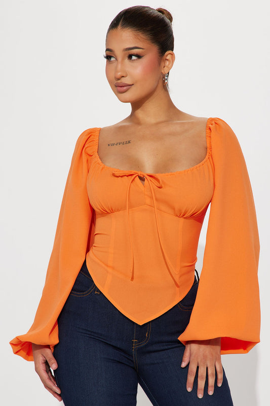 https://cdn.shopify.com/s/files/1/0293/9277/files/04-21-23Studio7_CE_PC_11-08-54_25_C3571TFN_Orange_0807_DQ.jpg?v=1682530697