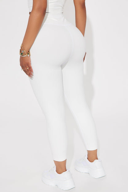 https://cdn.shopify.com/s/files/1/0293/9277/files/04-22-24_S2_37_ZDFN1507BOT_White_P_KJ_RL_15-29-04_35700_PXF.jpg?v=1714001414