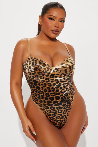 https://cdn.shopify.com/s/files/1/0293/9277/files/04-25-25_S3_1_ZDLG0326_Leopard_ZSR_HY_JS_11-08-10_PLUS_23961_PXF.jpg?v=1745877986
