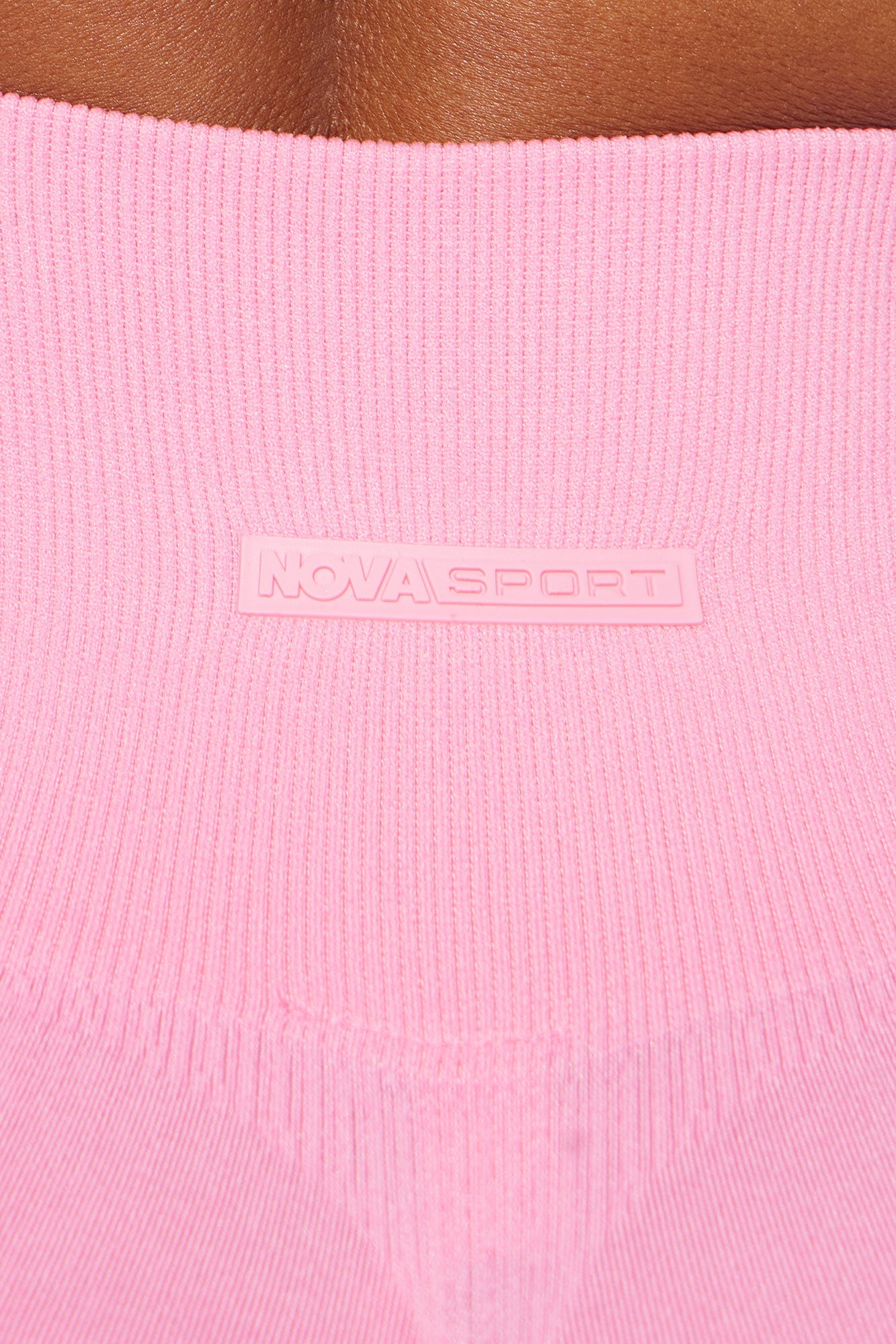 https://cdn.shopify.com/s/files/1/0293/9277/files/05-02-24_S2_21_ZDNVSP1128_HotPink_KJ_RL_12-23-18_36312_PXF.jpg?v=1715964183