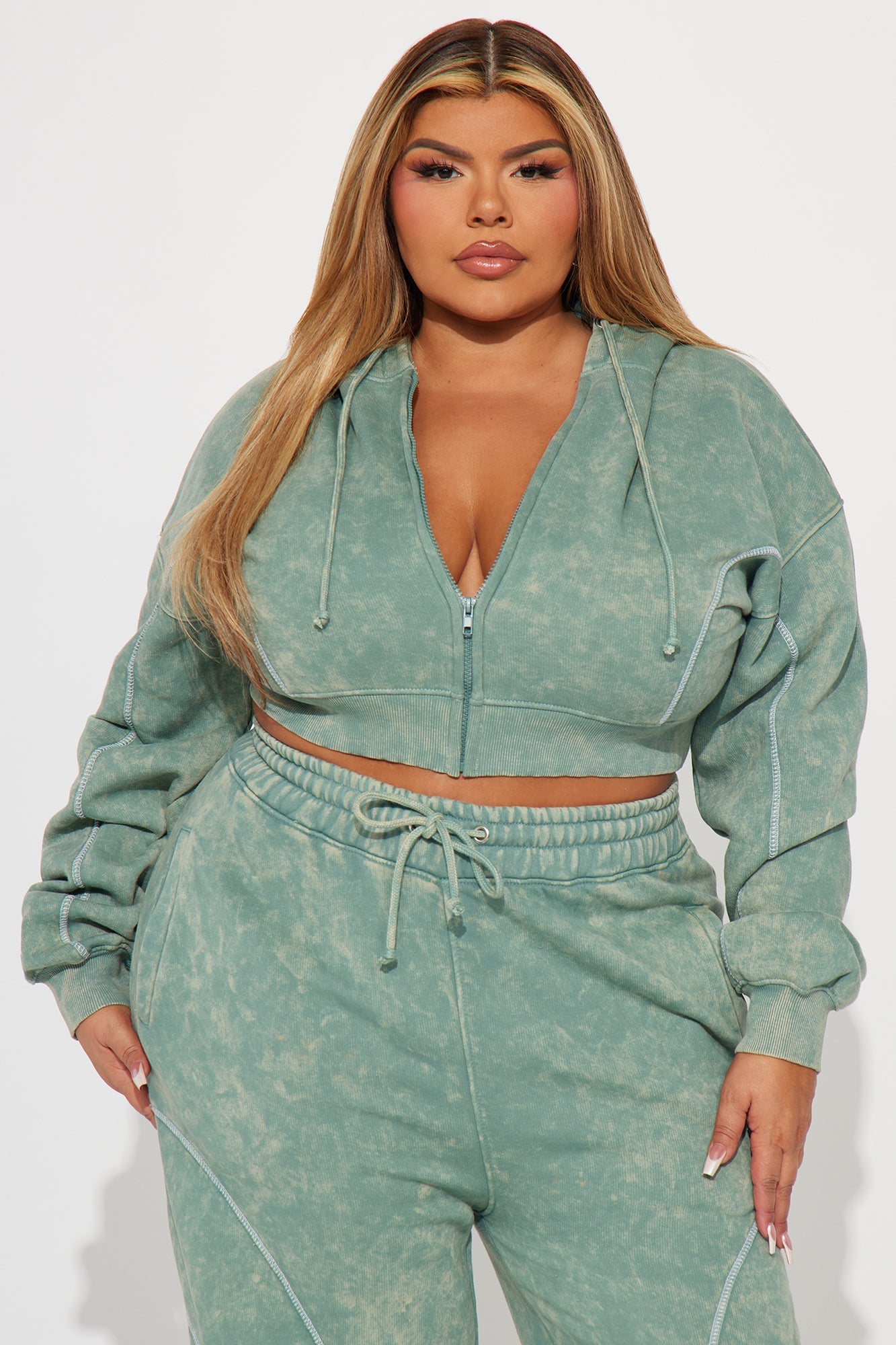 https://cdn.shopify.com/s/files/1/0293/9277/files/05-04-24_S5_54_ZDZPK10610T_Sage_KT_AP_14-29-00_PLUS_2025_PXF.jpg?v=1721755785