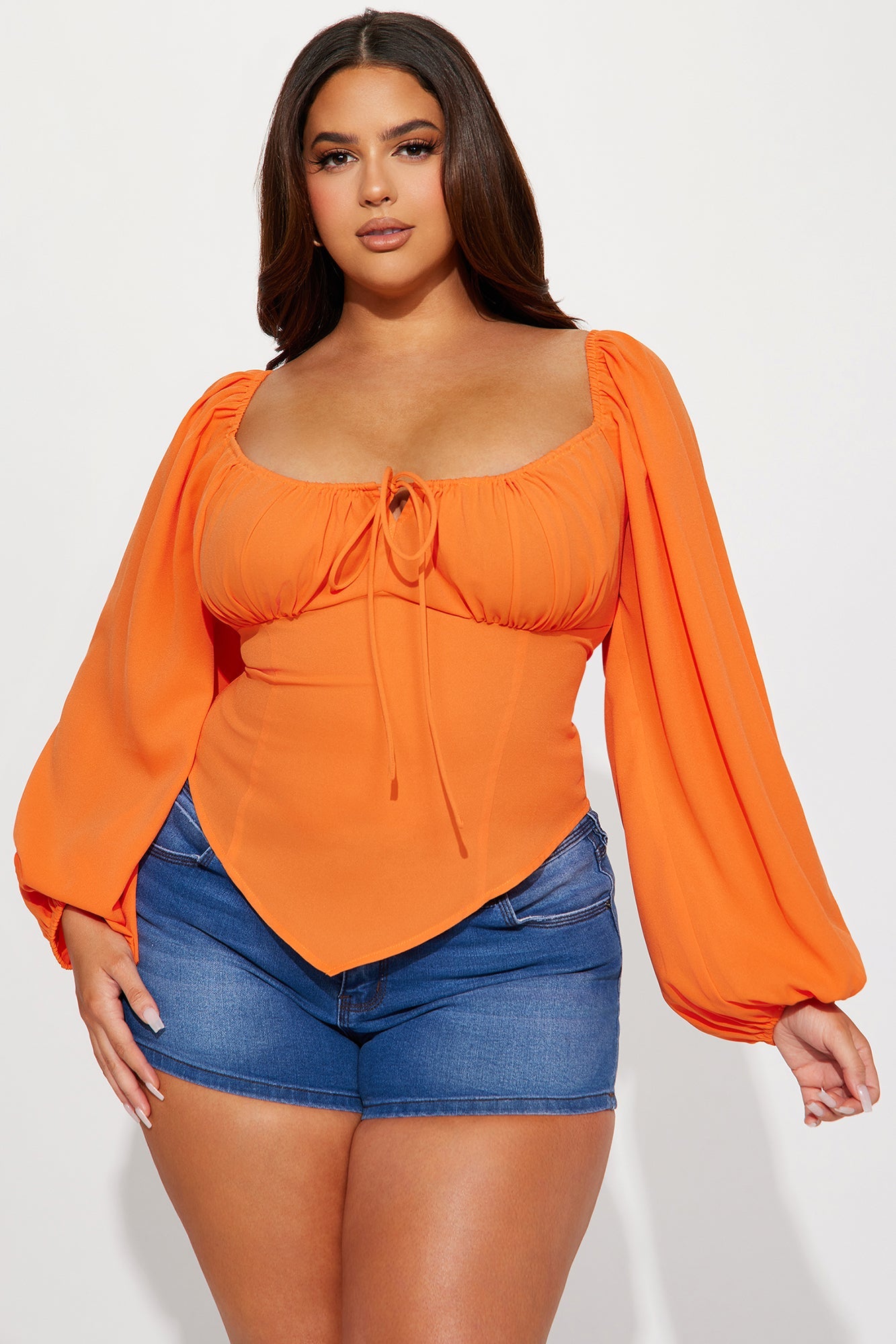 https://cdn.shopify.com/s/files/1/0293/9277/files/05-09-23Studio4_RA_SS_11-00-56_13_C3571TFN_Orange_34177_PLUS_PXF.jpg?v=1684261215