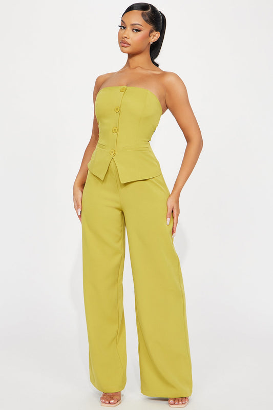 https://cdn.shopify.com/s/files/1/0293/9277/files/05-15-23Studio1_RA_PC_15-19-33_61_JP40064CPD_Chartreuse_47833_PXF.jpg?v=1684781325
