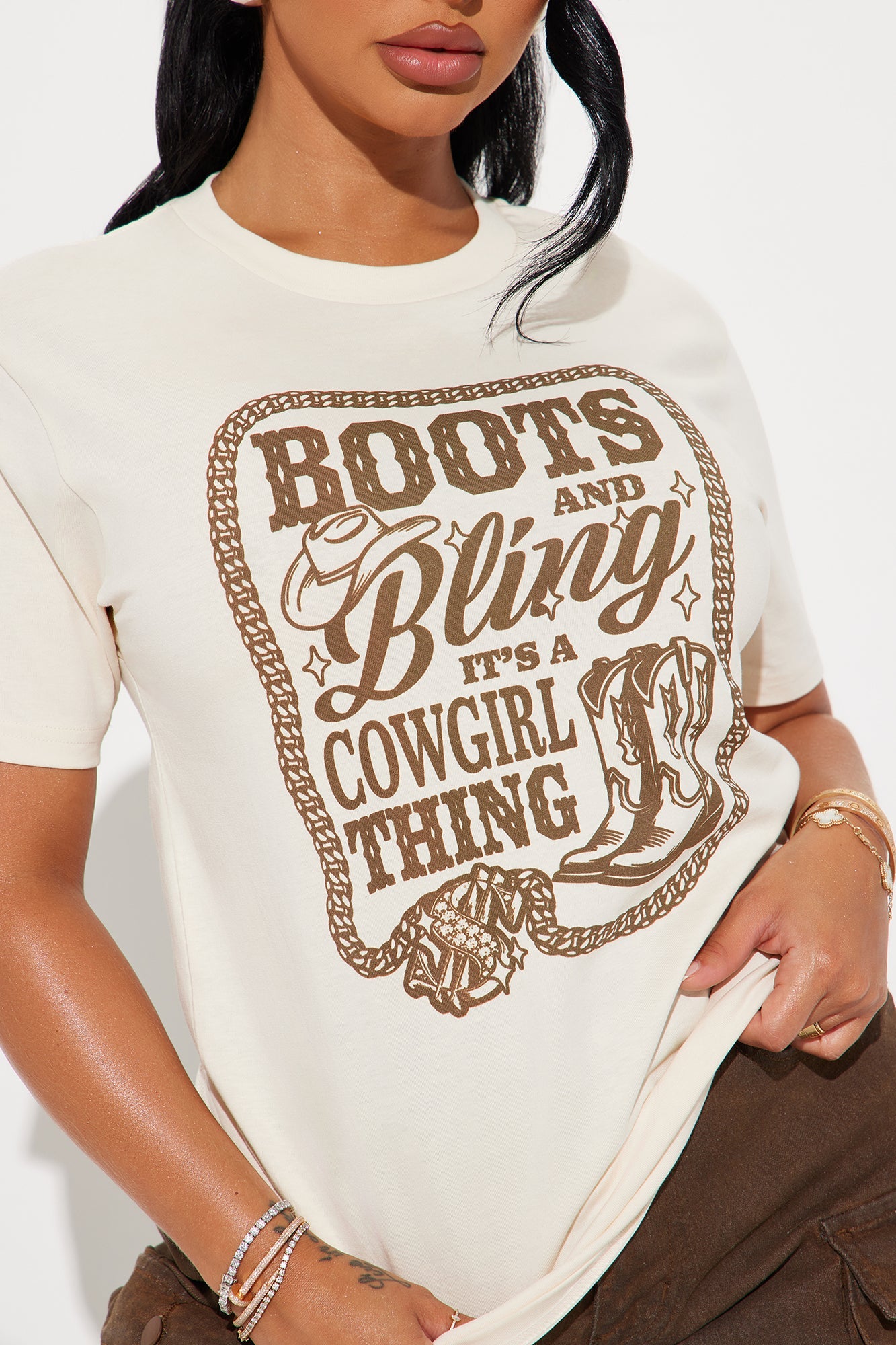 https://cdn.shopify.com/s/files/1/0293/9277/files/05-15-24_S1_16_FNWP103BOOTSBLING_OffWhite_HY_SS_11-21-21_75818_PXF.jpg?v=1715988673
