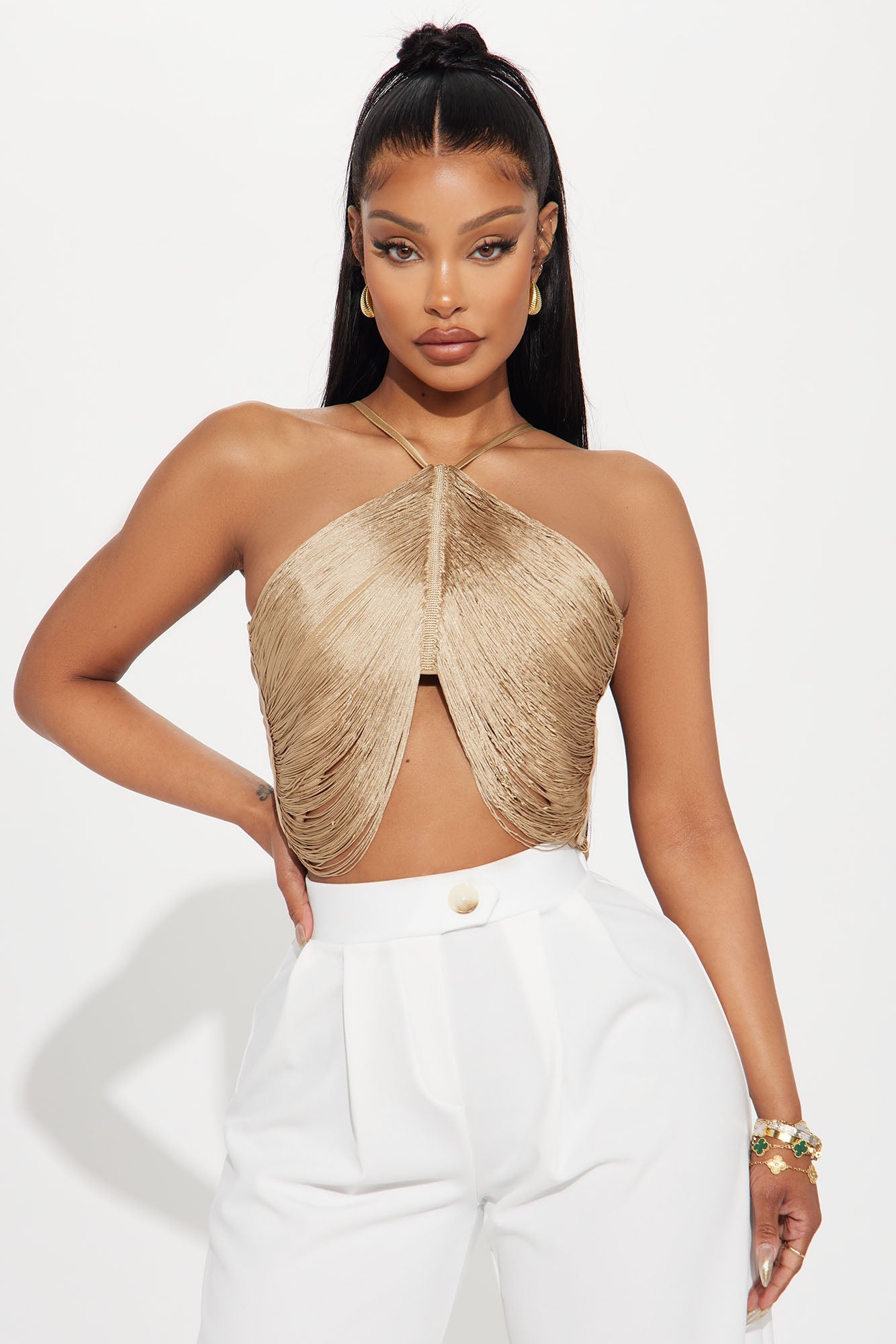 https://cdn.shopify.com/s/files/1/0293/9277/files/05-22-24_S2_40_GW24K1131_Gold_CXB_RL_15-55-57_22884_BH.jpg?v=1745272830