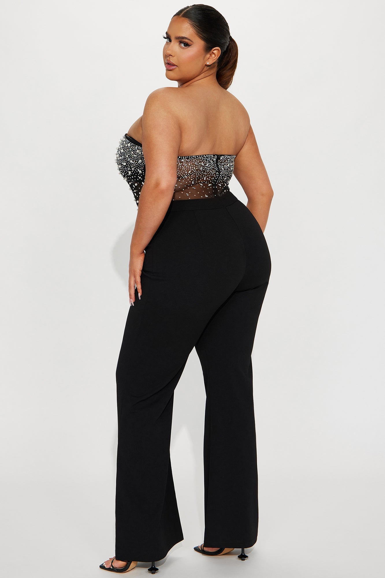 https://cdn.shopify.com/s/files/1/0293/9277/files/05-30-23Studio5_RA_DB_13-17-28_17_BCCJS44029_Black_0086_PLUS_PXF.jpg?v=1686611463