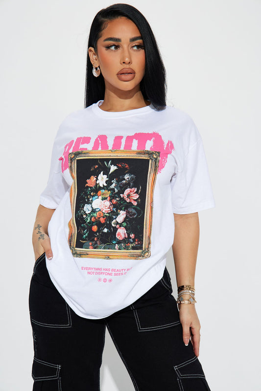 https://cdn.shopify.com/s/files/1/0293/9277/files/06-05-23Studio1_TK_DB_14-41-55_51_SPD2507W_White_58986_EH.jpg?v=1686676527