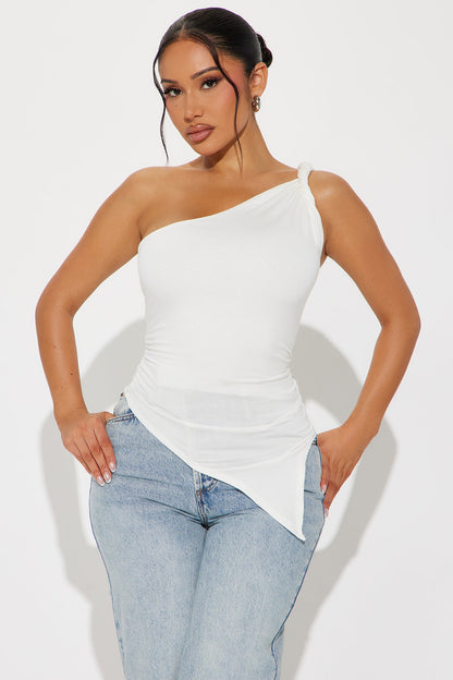 https://cdn.shopify.com/s/files/1/0293/9277/files/06-06-24_S3_70_37953_White_CZ_RL_14-21-50_20264_MH_PXF.jpg?v=1717805851