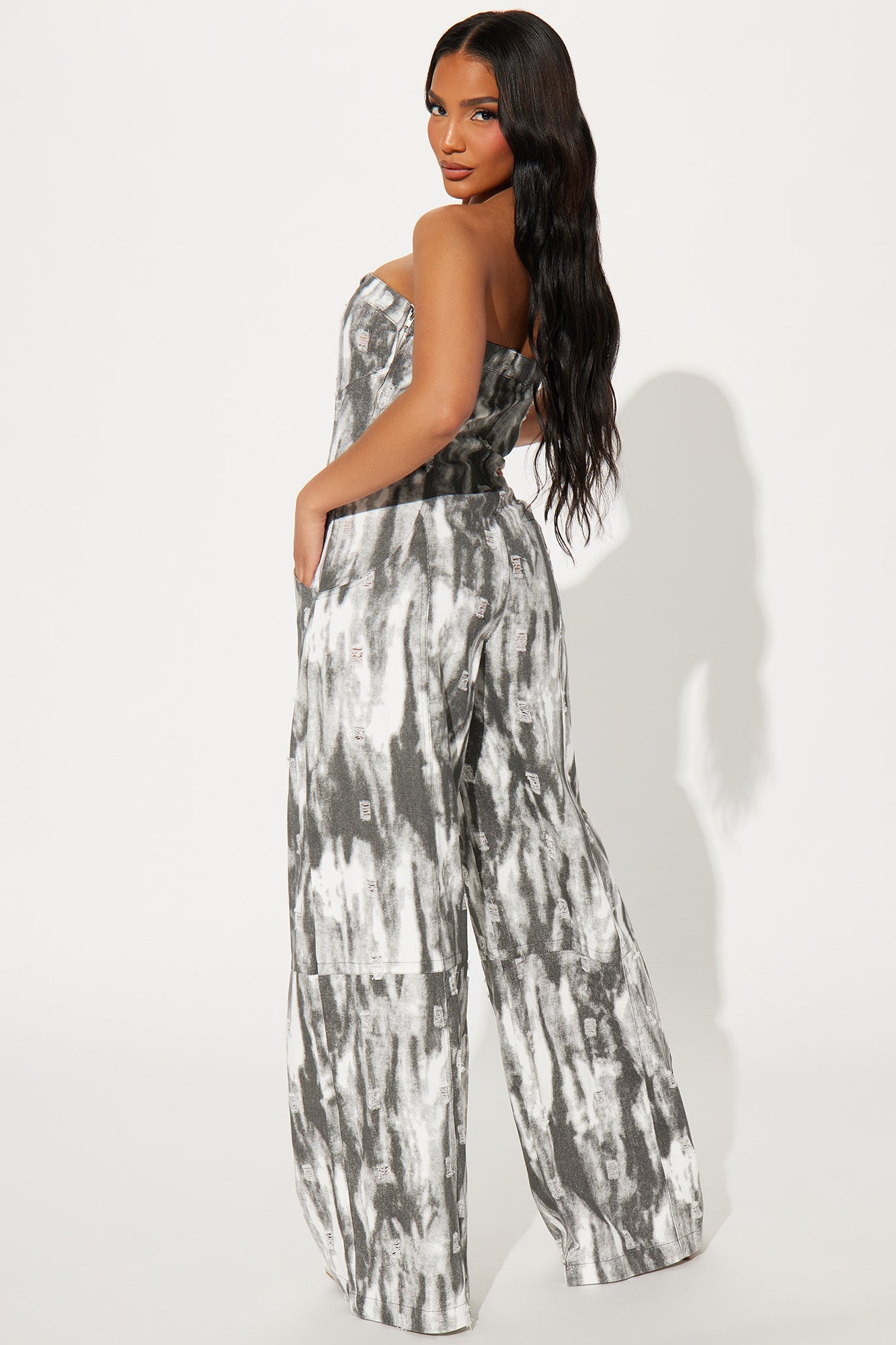 https://cdn.shopify.com/s/files/1/0293/9277/files/06-11-24_S4_13_HF24E696_Grey_TK_SS_10-39-09_17539_PXF.jpg?v=1733959371
