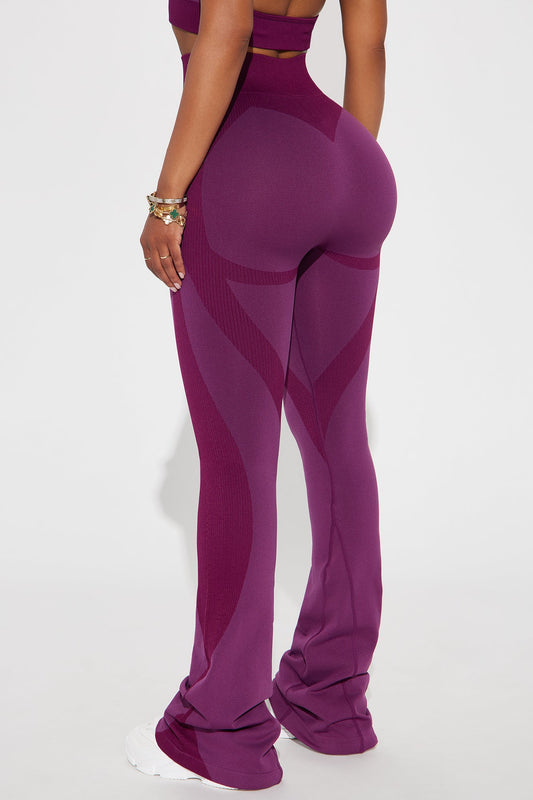 https://cdn.shopify.com/s/files/1/0293/9277/files/07-01-24_S2_48_YP8429_Plum_ID_RL_14-25-07_38101_PXF.jpg?v=1720482236