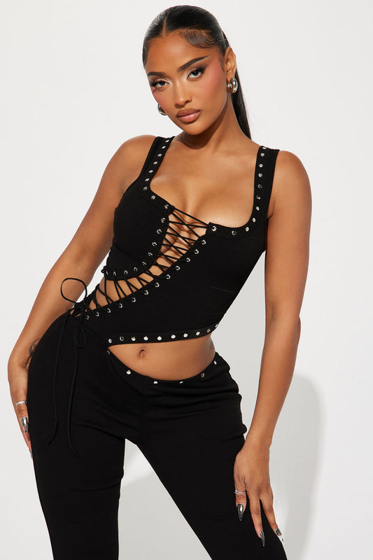 https://cdn.shopify.com/s/files/1/0293/9277/files/07-08-24_S4_61_KCCJ40301001_Black_P_ID_PC_15-14-34_31114_EH.jpg?v=1720560431