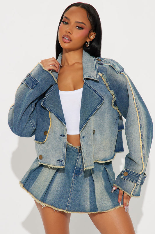 https://cdn.shopify.com/s/files/1/0293/9277/files/07-19-24_S1_6_FN2011JTYJ_VintageWash_KT_PC_10-14-03_107899_PXF.jpg?v=1721845471