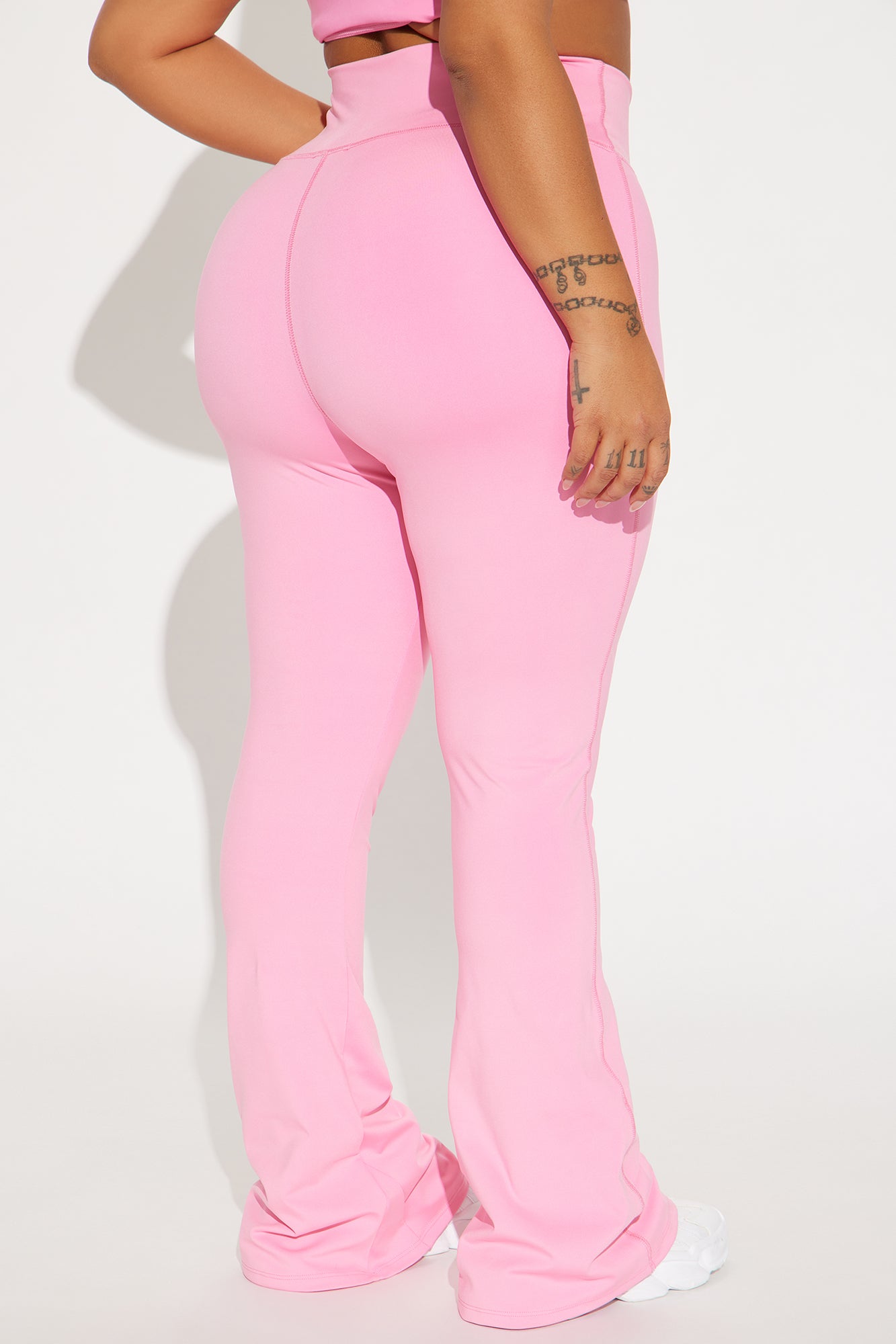 https://cdn.shopify.com/s/files/1/0293/9277/files/07-25-24_S4_58_M4892_HotPink_RM_AC_IM_15-25-52_PLUS_41361_PXF.jpg?v=1722286160
