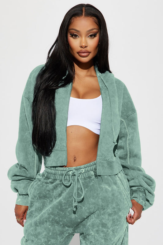 https://cdn.shopify.com/s/files/1/0293/9277/files/07-26-23Studio2_TK_RL_16-56-11_18_ZDZPK10610T_Black_17337_MH.jpg?v=1718232260