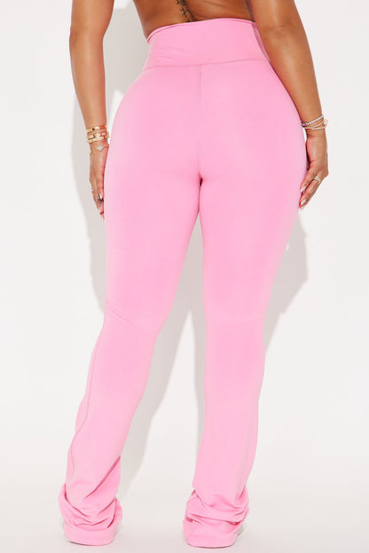 https://cdn.shopify.com/s/files/1/0293/9277/files/08-05-24_S3_12_M4892_HotPink_ZSR_CZ_MO_10-53-21_45086_SG.jpg?v=1722898385