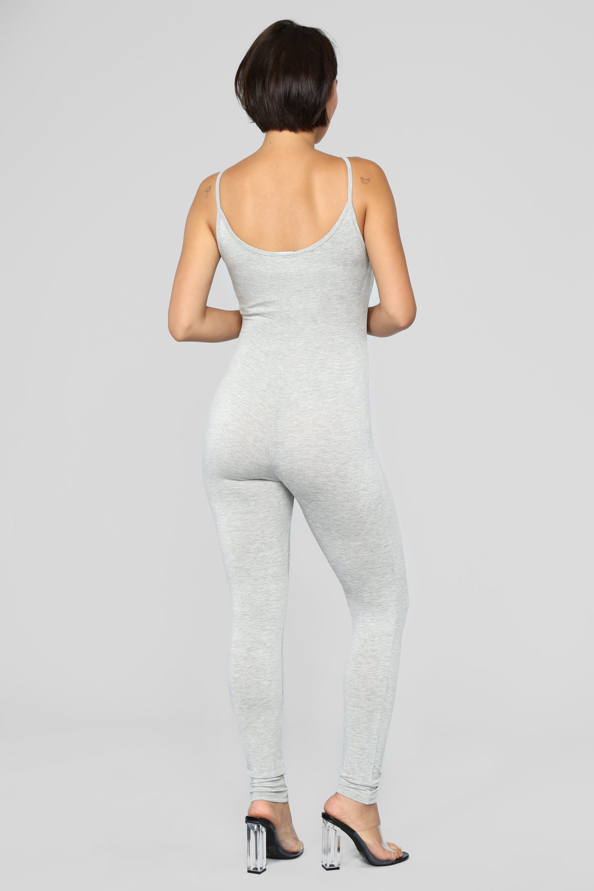 https://cdn.shopify.com/s/files/1/0293/9277/products/08-09-18_Studio_3_13-59-30_KJ5330M_HeatherGrey_0582_AJ.jpg?v=1629225019