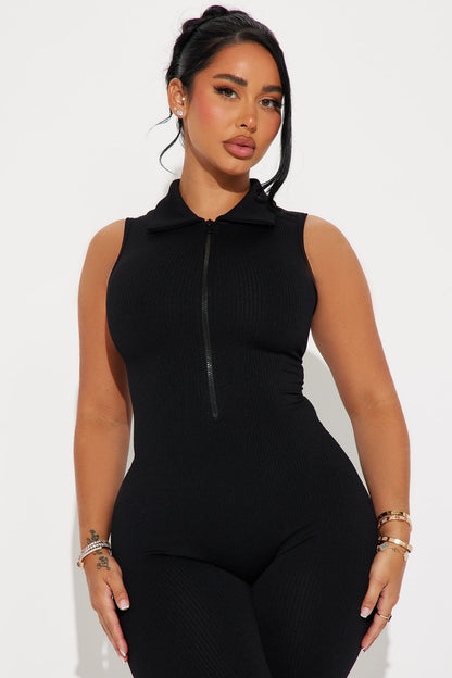 https://cdn.shopify.com/s/files/1/0293/9277/files/08-09-24_S1_35_J1L1640C_Black_HY_DO_13-14-47_121146_BH.jpg?v=1723499377