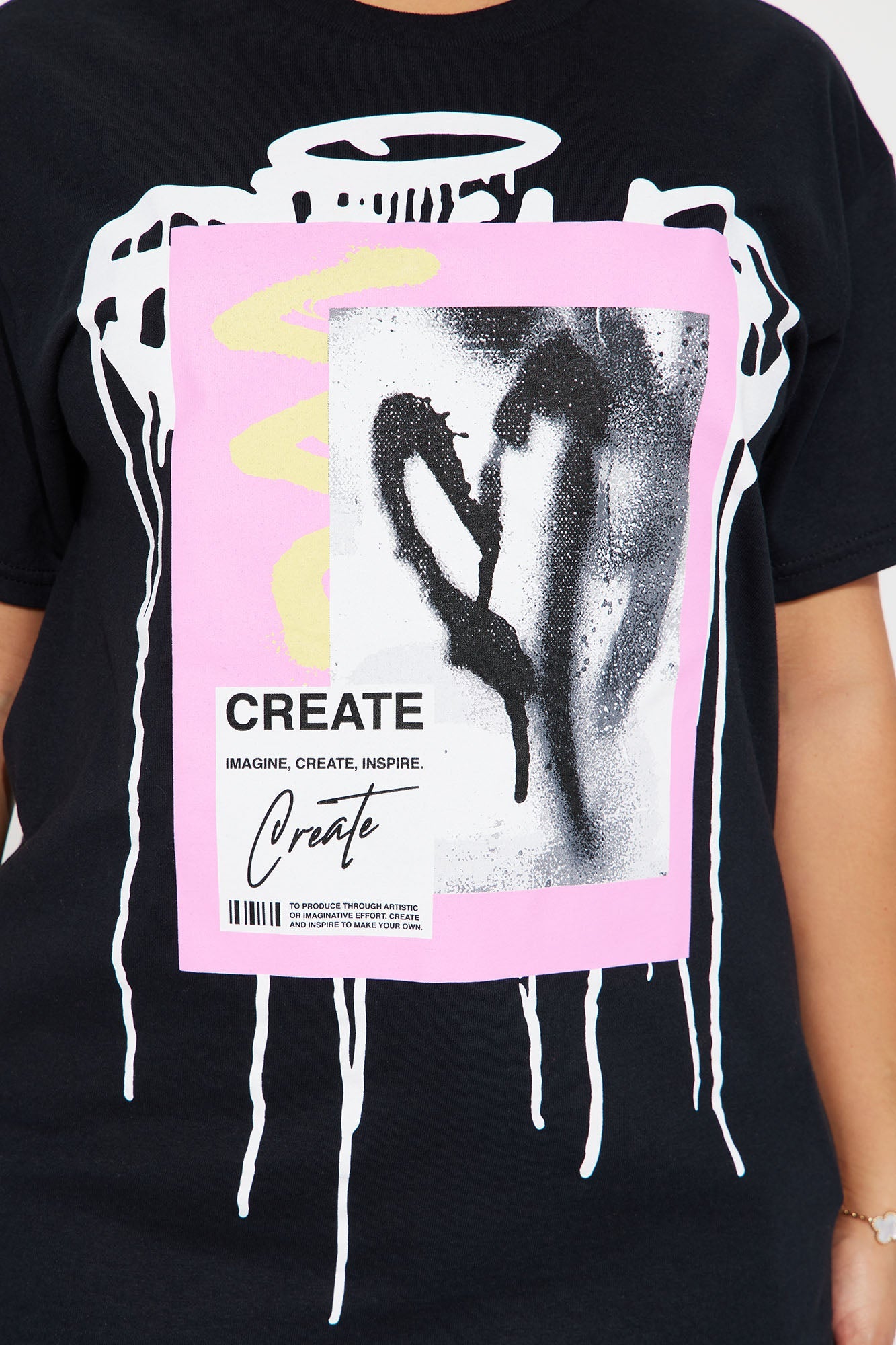 https://cdn.shopify.com/s/files/1/0293/9277/files/08-11-23Studio1_CB_SS_14-59-36_39_SPDN2828W_Black_15107_SG.jpg?v=1692383261