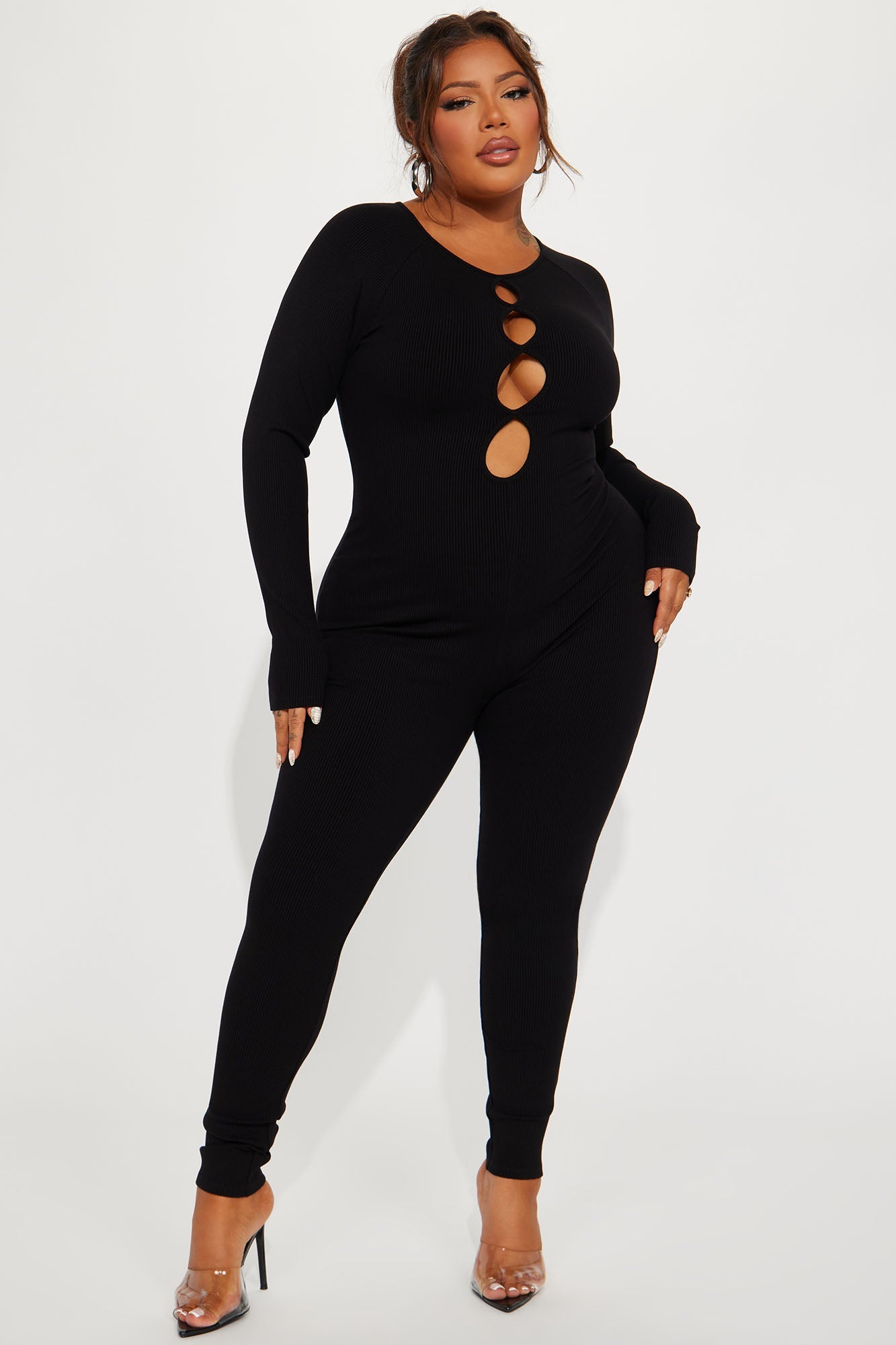 https://cdn.shopify.com/s/files/1/0293/9277/files/08-11-23Studio5_DT_IM_11-17-34_15_JP2419FN_Black_10152_PLUS_MR.jpg?v=1692388816