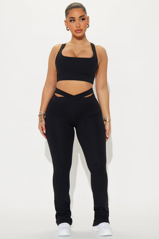 https://cdn.shopify.com/s/files/1/0293/9277/files/08-27-24_S3_19_ZDNVSP1167_Black_TK_AC_11-51-05_43485_PXF.jpg?v=1724889819
