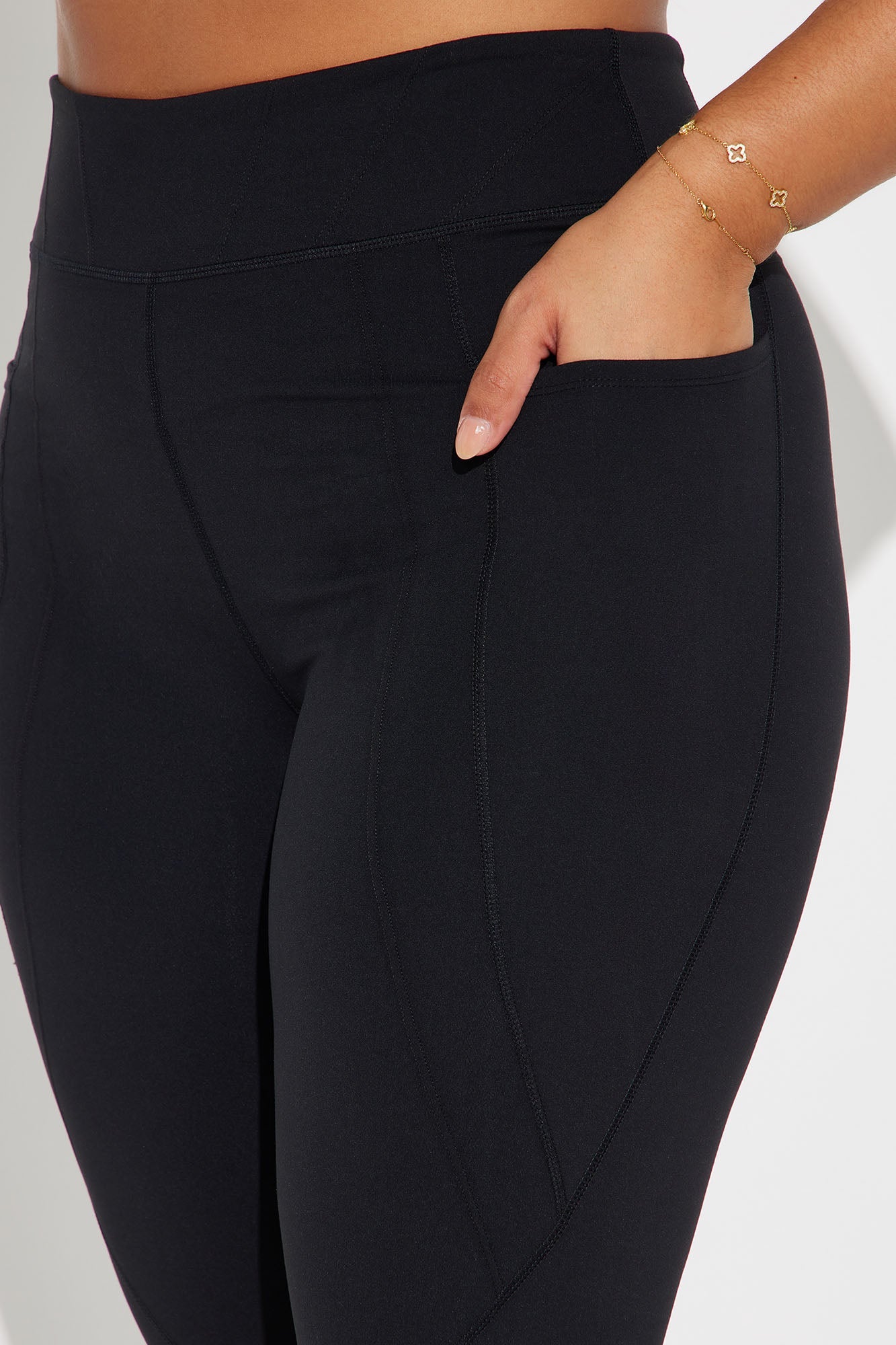 https://cdn.shopify.com/s/files/1/0293/9277/files/08-28-24_S4_45_ZDNVSP1211LEG_Black_AZ_PC_13-44-07_PLUS_59526_PXF_BH.jpg?v=1725037702