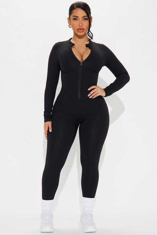 https://cdn.shopify.com/s/files/1/0293/9277/files/08-29-24_S1_28_ZDNVSP1211LEG_Black_KT_AP_14-29-03_130959_PXF.jpg?v=1725396372